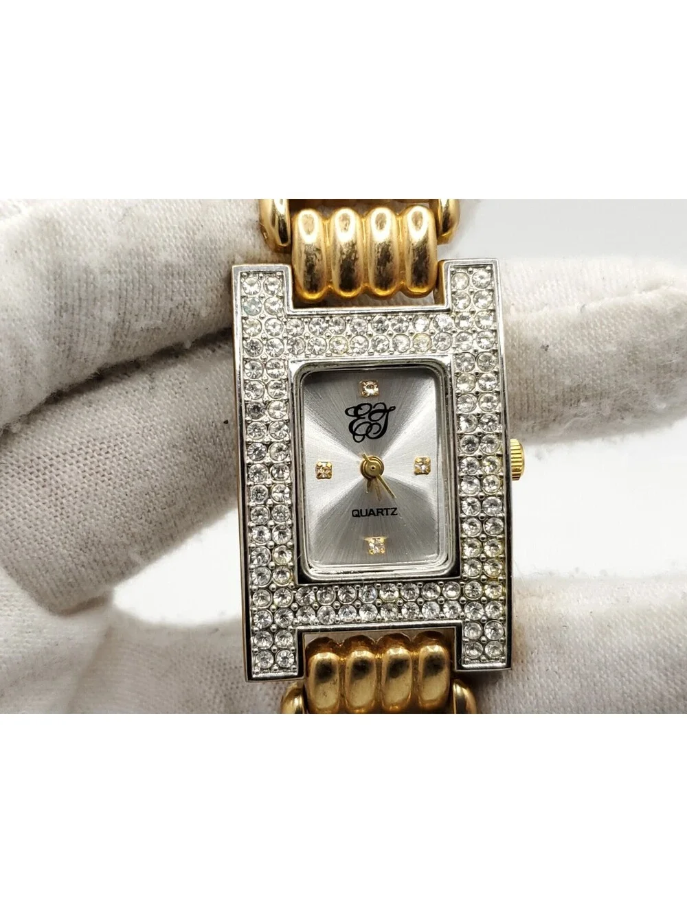 Elizabeth Taylor Womens Watch New Battery Gold Tone Silver Dial Rectangle 22mm